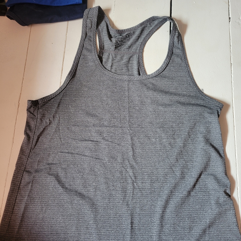 Fleo Gray Tank Top